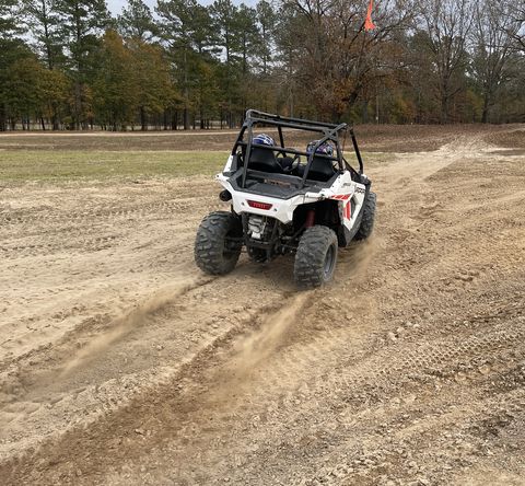rzr 200 pământ rotativ