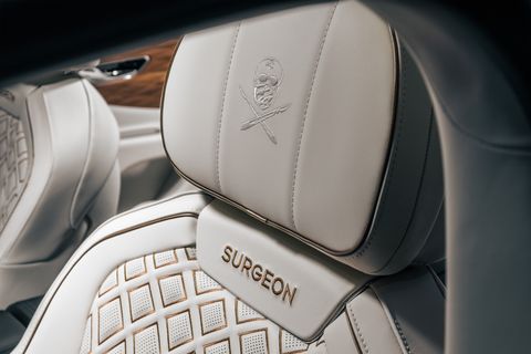 hibrid Bentley Flying Sperone la comandă
