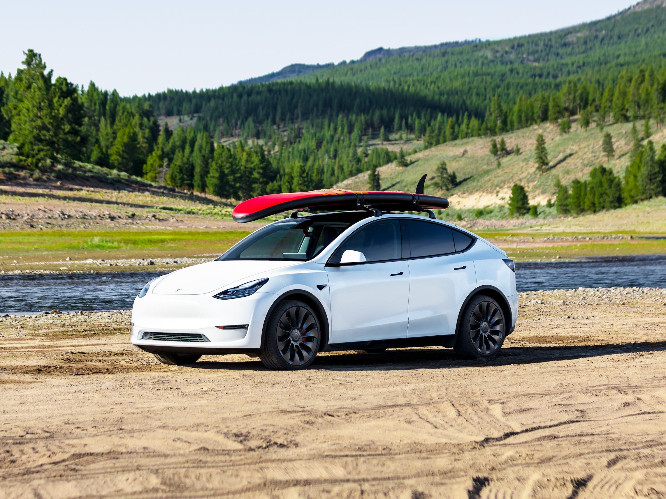 Crossover-ul Tesla Model Y