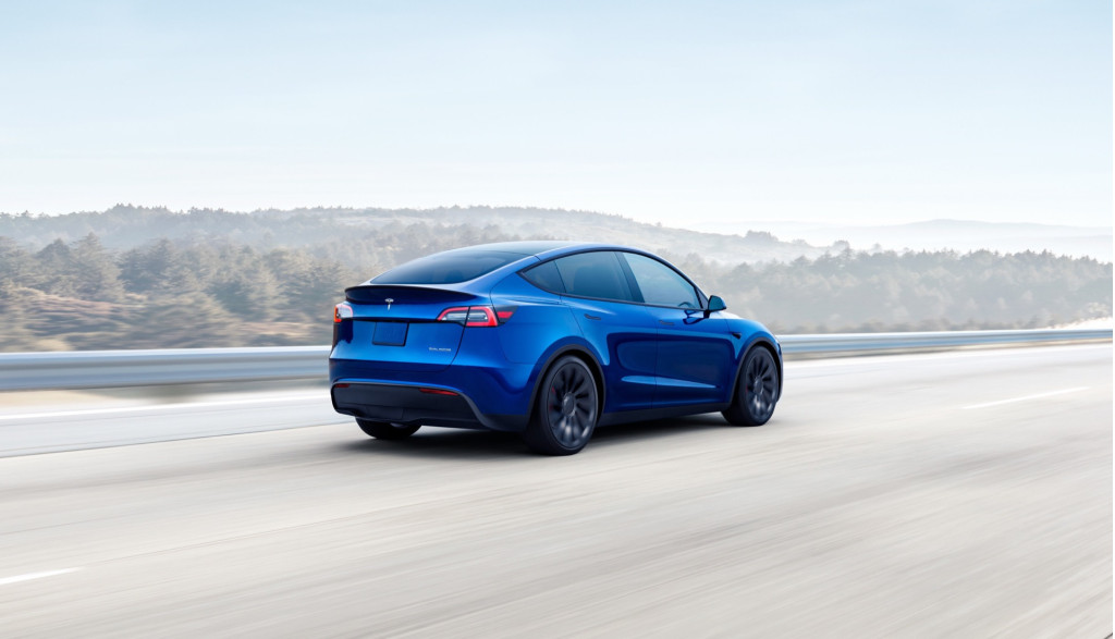 2023 Tesla Model Y - Prin amabilitatea Tesla, Inc.