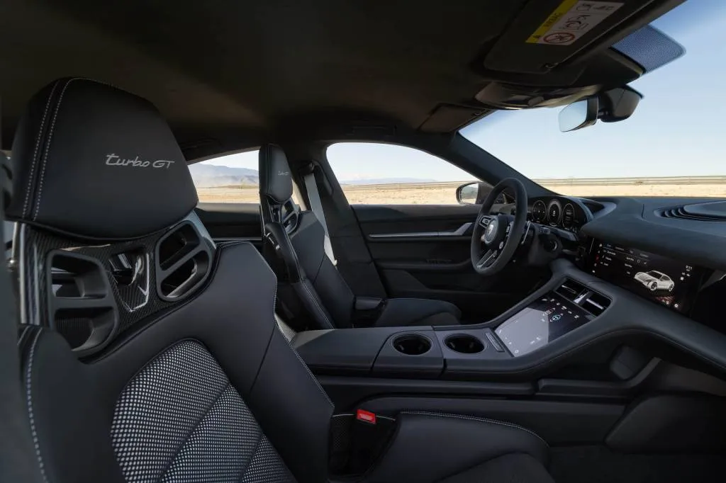 2025 Porsche Taycan Turbo GT