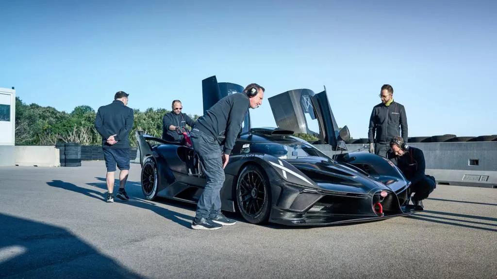 Testarea Bugatti Bolide