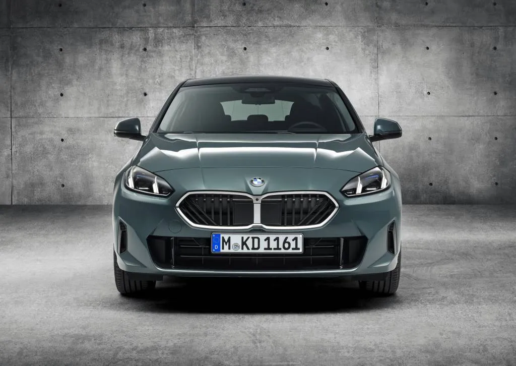 2025 BMW Seria 1 hatchback