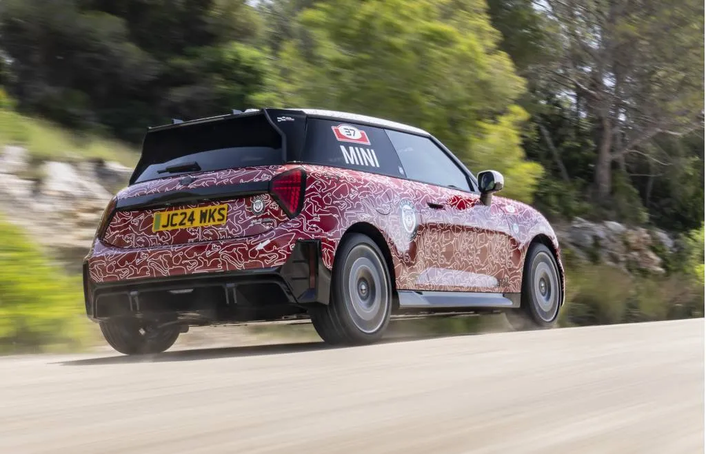 Prototipul Mini John Cooper Works E va debuta la Goodwood Festival of Speed 2024