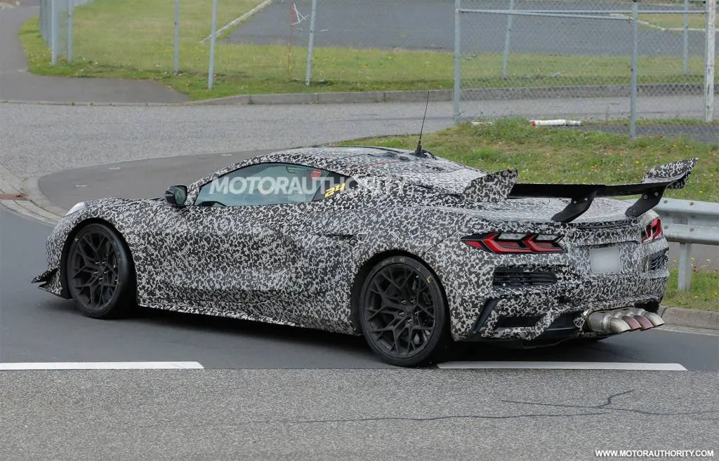 Imagini spion cu Chevrolet Corvette Zora 2026 - Foto via Baldauf