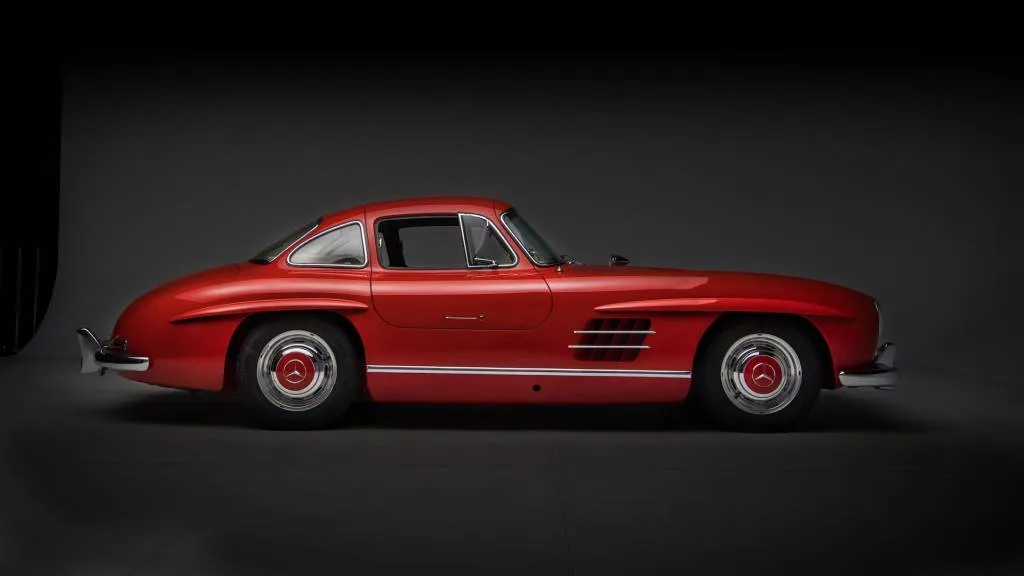 Ultimul Mercedes-Benz 300SL Gullwing (imagine via RM Sotheby's)