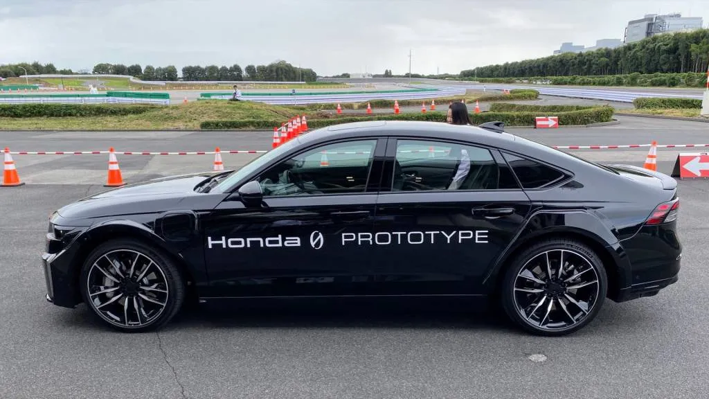 Prototipul platformei Honda Seria 0 (Accord)
