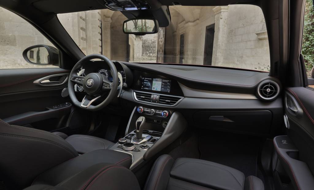 2025 Alfa Romeo Giulia