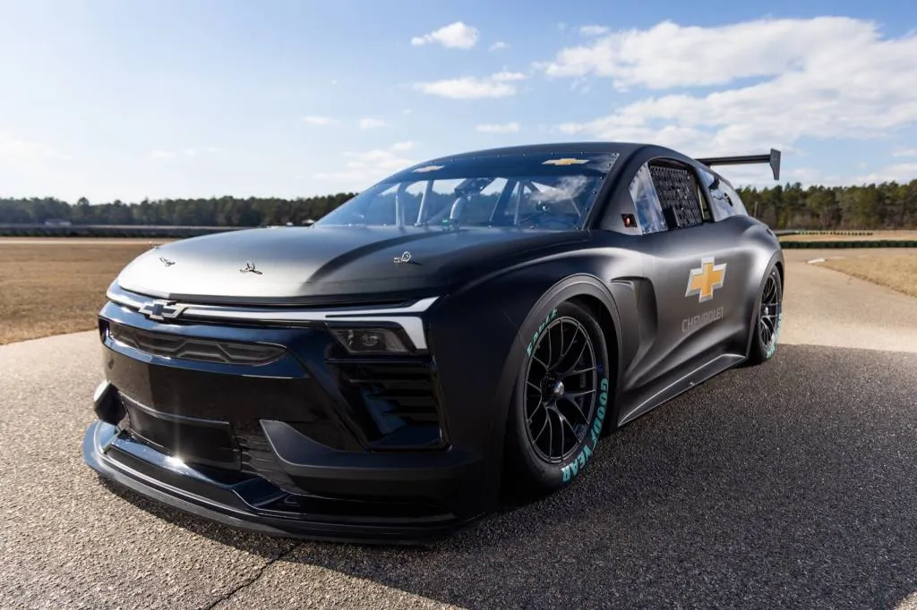Chevrolet Blazer EV.R prototip NASCAR