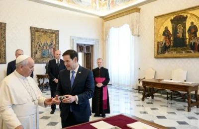Trump îl numește pe Papă groaznic. Decizie de urgență luată la Vatican după scandal