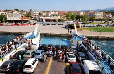 Grecia menține în 2026 regula de 40% baterie la feribot spre Thassos