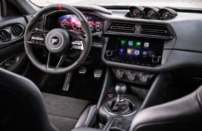 Nissan Z 2027 costă de la 44.480 de dolari și aduce cutie manuală pe Z Nismo