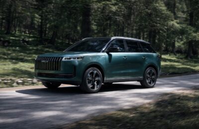Noul SUV hibrid JAECOO 5 ajunge în România cu un preț de 25.990 de euro și 980 km autonomie