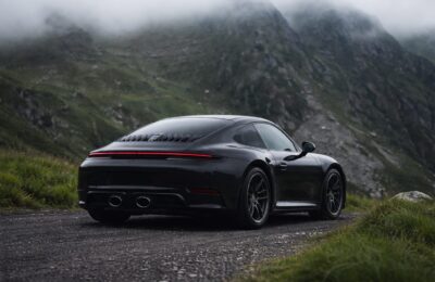 Porsche prelungește reducerea personalului din Germania până în 2035