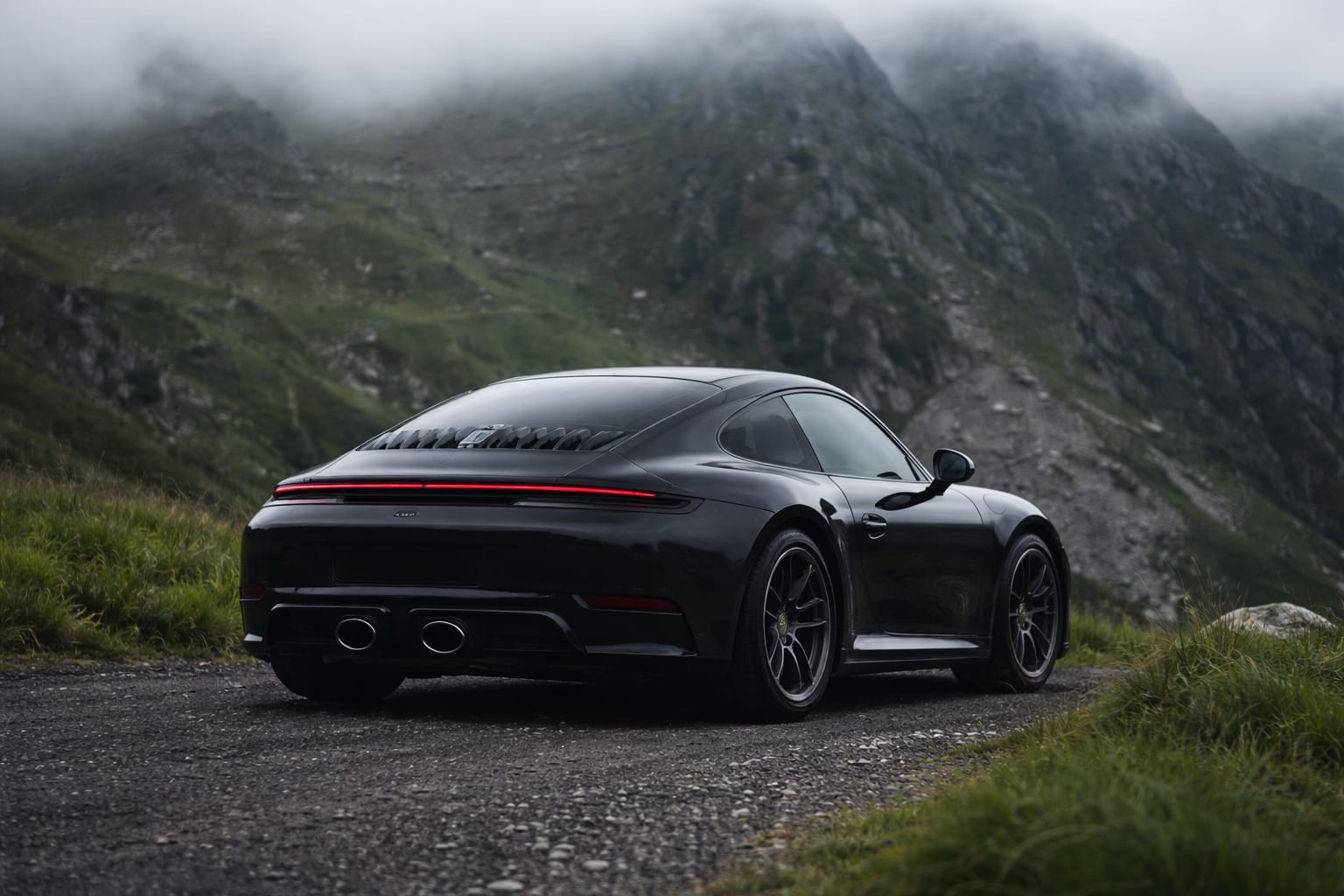 Porsche prelungește reducerea personalului din Germania până în 2035