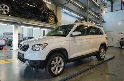 Skoda își menține uzinele la capacitate maximă în timp ce Volkswagen pregătește circa 100.000 de concedieri