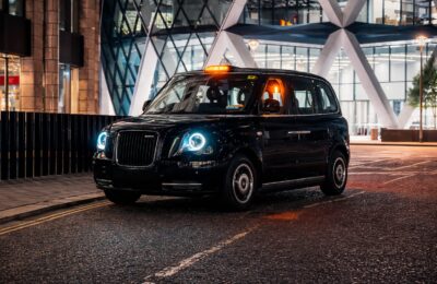 Taxa ULEZ din Londra a redus mașinile poluante cu 58% și noxele cu peste 30%