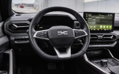 Dacia anunță motorizarea tribridă de 150 CP cu tracțiune 4×4 și autonomie de până la 1.500 km
