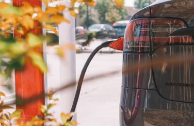 Tesla a deschis un Supercharger în orașul ales de șoferi, Drobeta-Turnu Severin