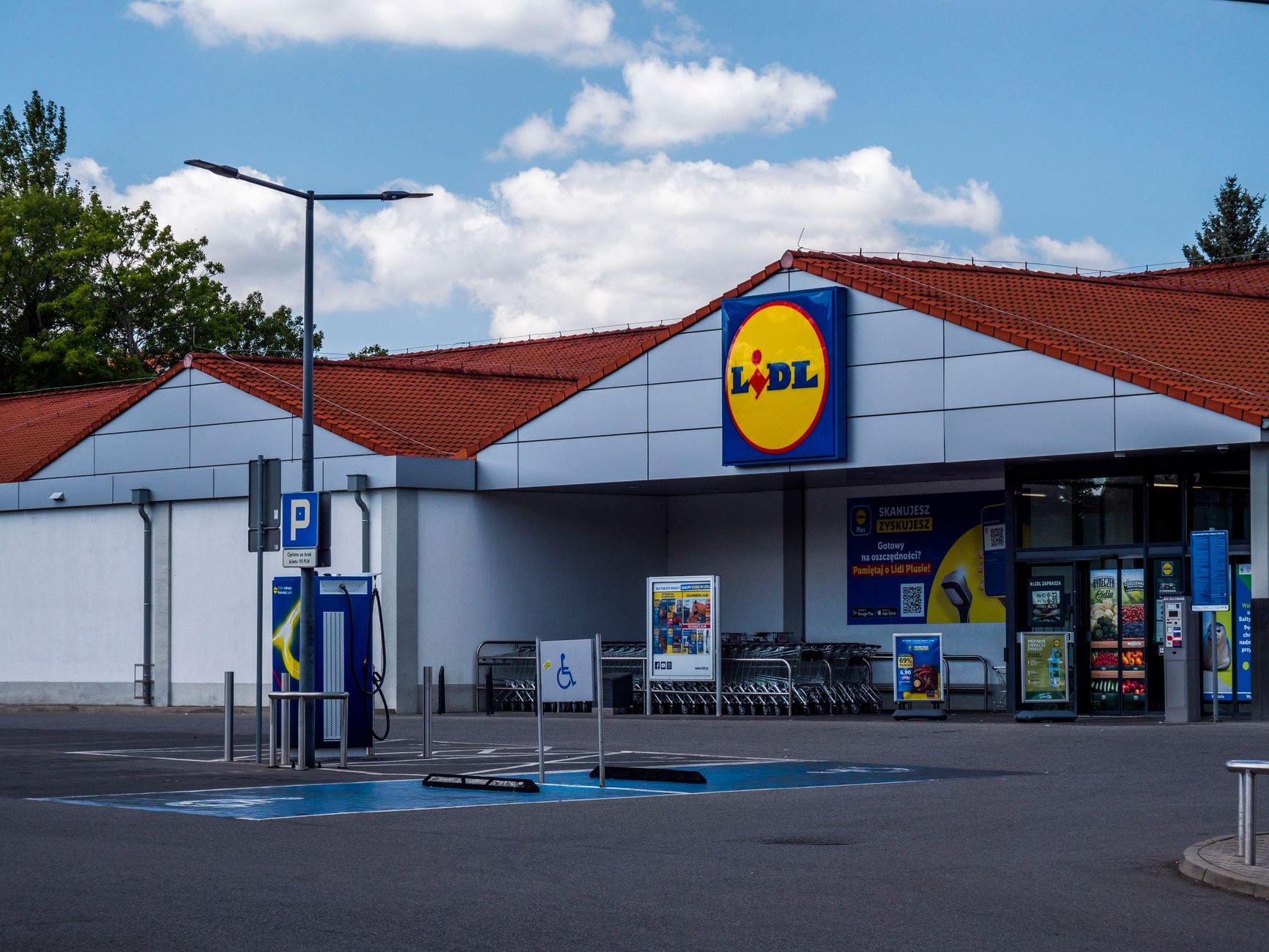 Parcări supermarketuri