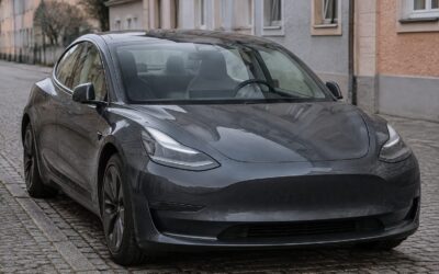 Tesla redenumește Full Self-Driving în Assisted Driving pe unele site-uri europene, după obiecțiile Germaniei