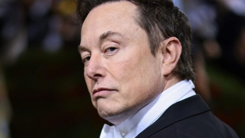 Tesla lui Elon Musk forțează aprobarea europeană pentru Full Self-Driving, cu dovezi de siguranță contestate